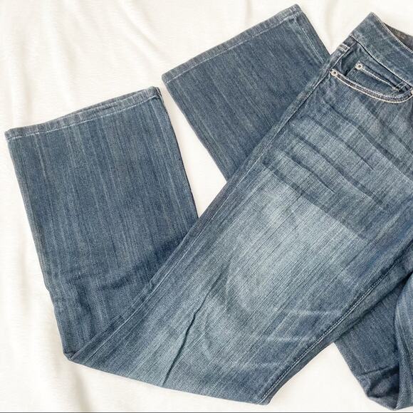 American Eagle outfitters Favorite Boyfriend Jeans dark blue flare size 8 AEO - Picture 3 of 8